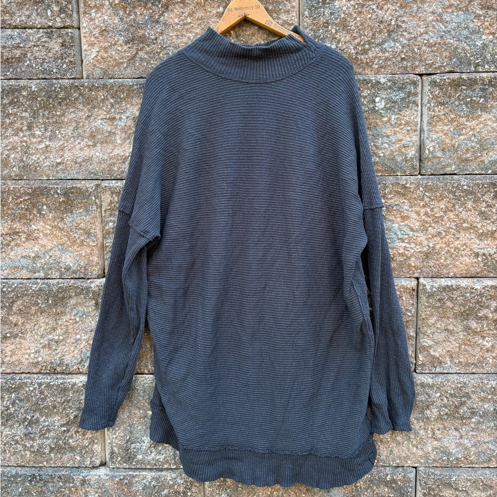 We The Free Women's Black Oversized Long Sleeve Ribbed Tunic